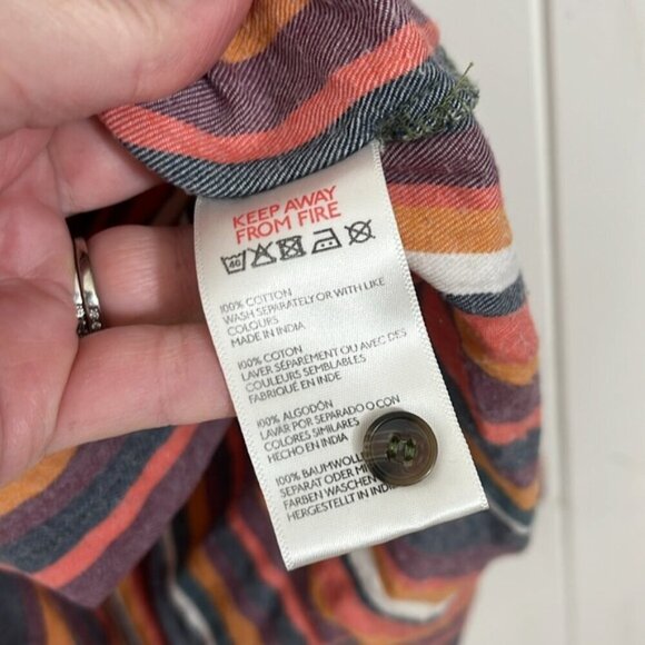 Urban Outfitters stripe Button down shirt size small - Picture 4 of 4